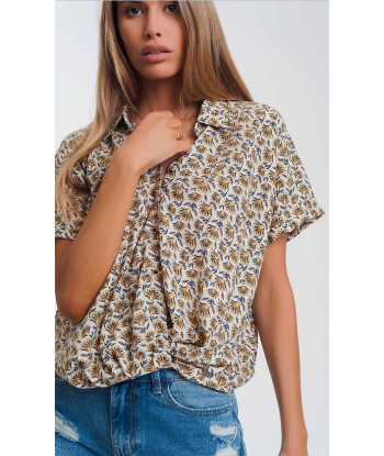 Camisa estampada anudada